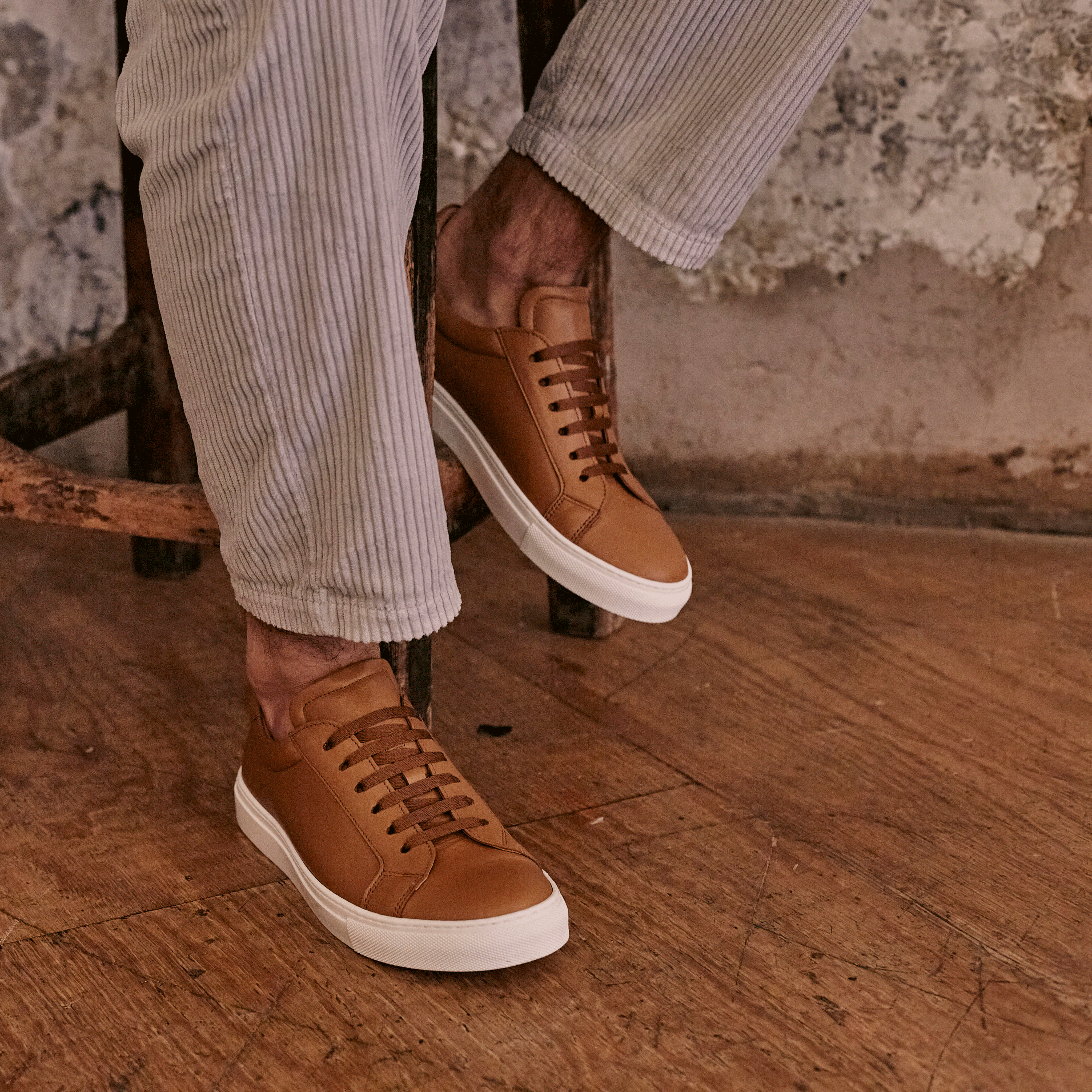 Tan 2025 color sneakers