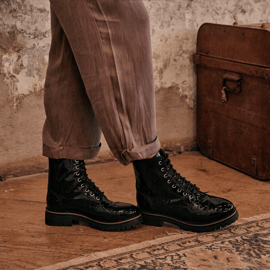 DINCKLEY / BLACK PATENT-Women’s Boots | LANX Proper Men's Shoes