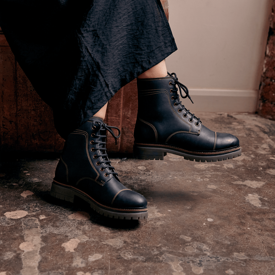 DINCKLEY / MATT BLACK-Women’s Boots | LANX Proper Men's Shoes
