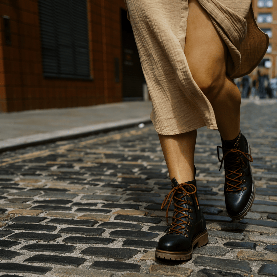 WHALLEY / NAVY-Women’s Boots | LANX Proper Men's Shoes