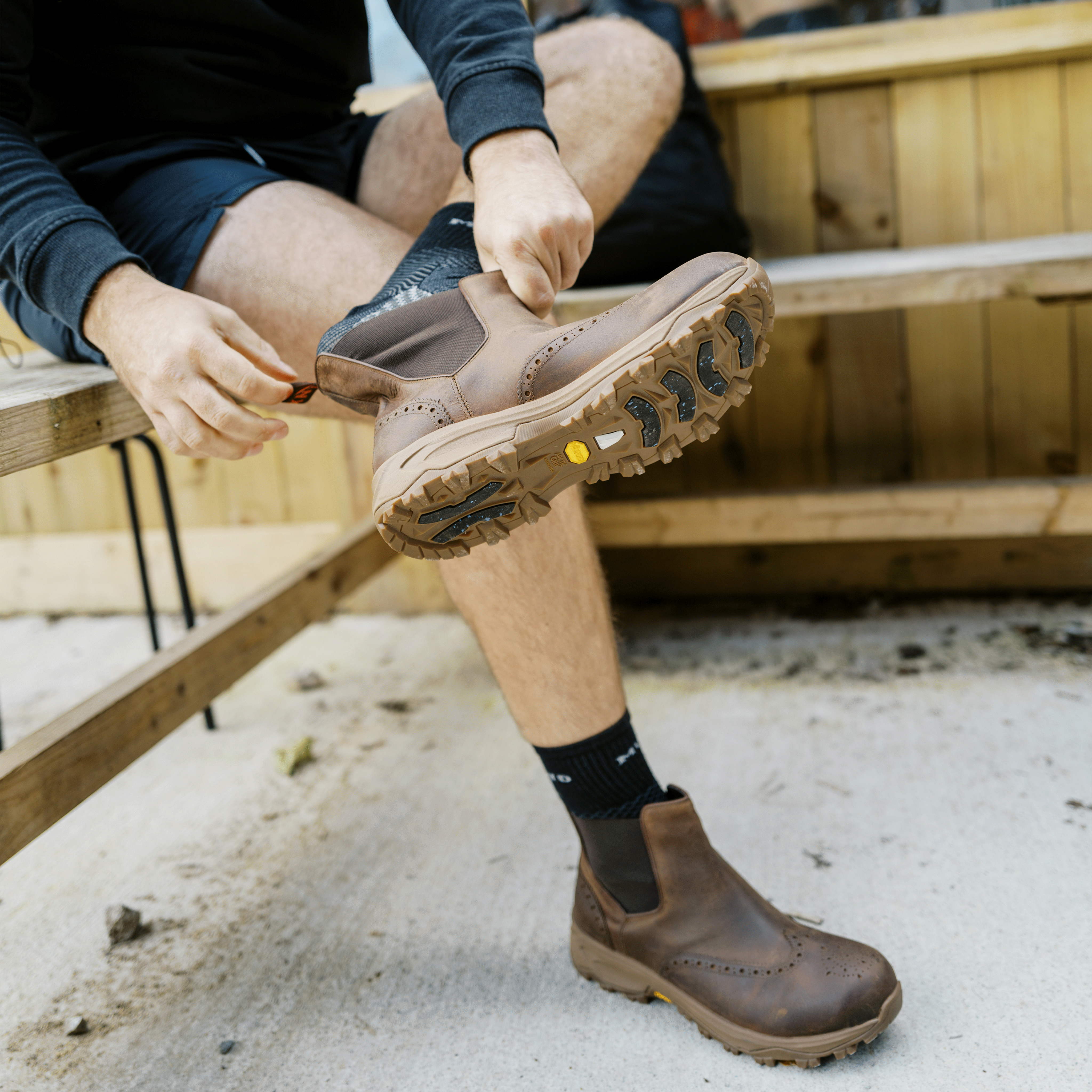 Men s Conker Brown Water Resistant Leather Vibram Chelsea
