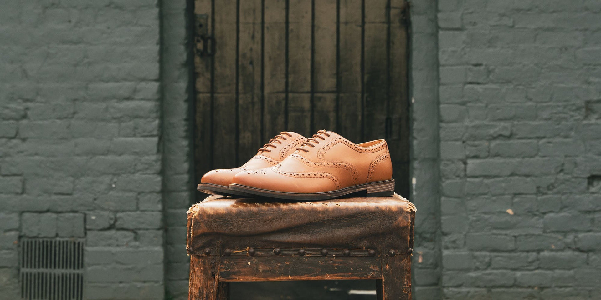 MEN'S SHOES - BACK DOOR