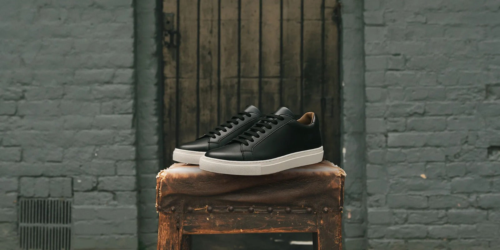 WOMEN'S SNEAKERS - OUTLET