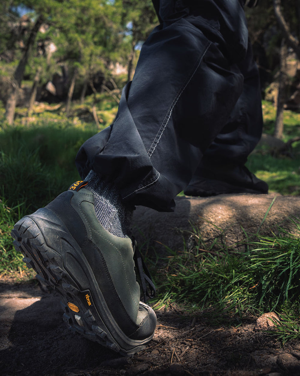 adriansframe wearing LANX SCORTON // KHAKI