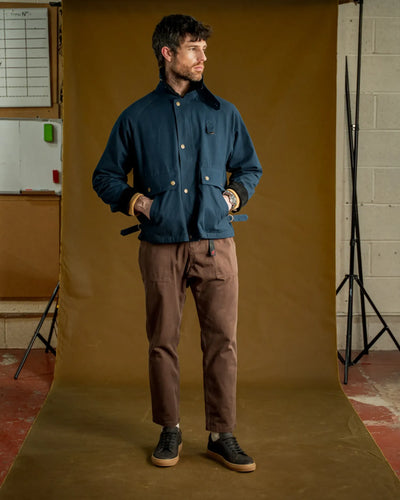 ANCOATS // WALNUT