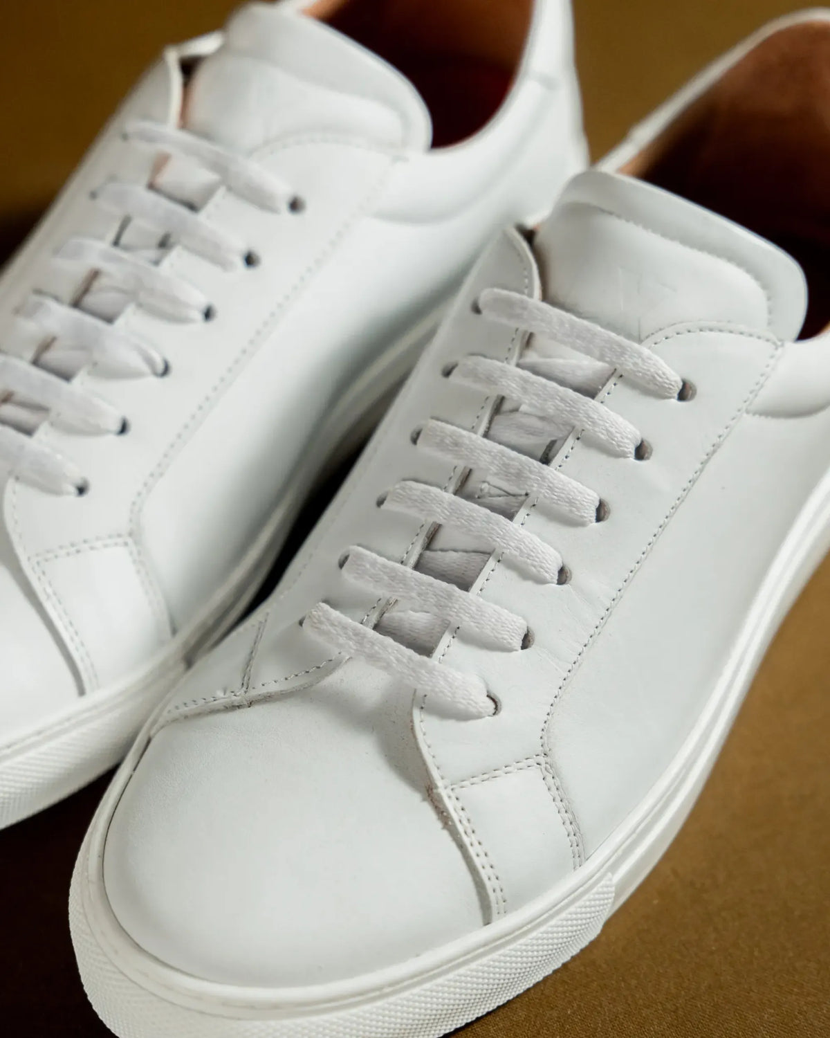 ANCOATS // WHITE