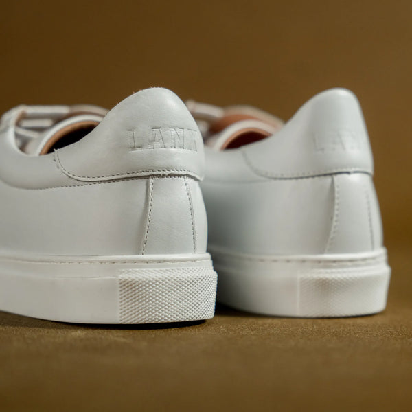ANCOATS // WHITE