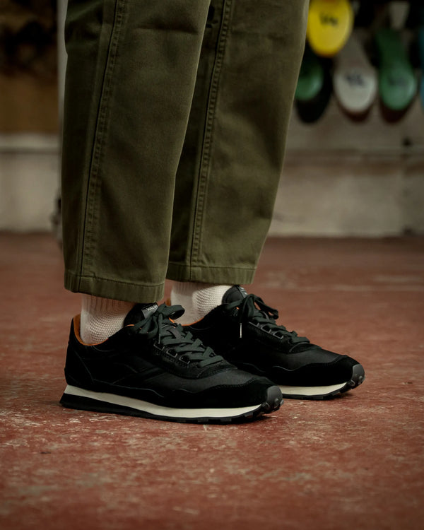 BROMLEY // BLACK