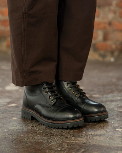 DINCKLEY / BLACK