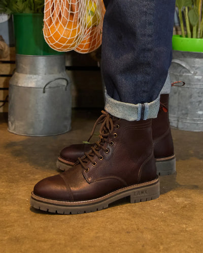 DINCKLEY / CHESTNUT GRAINED