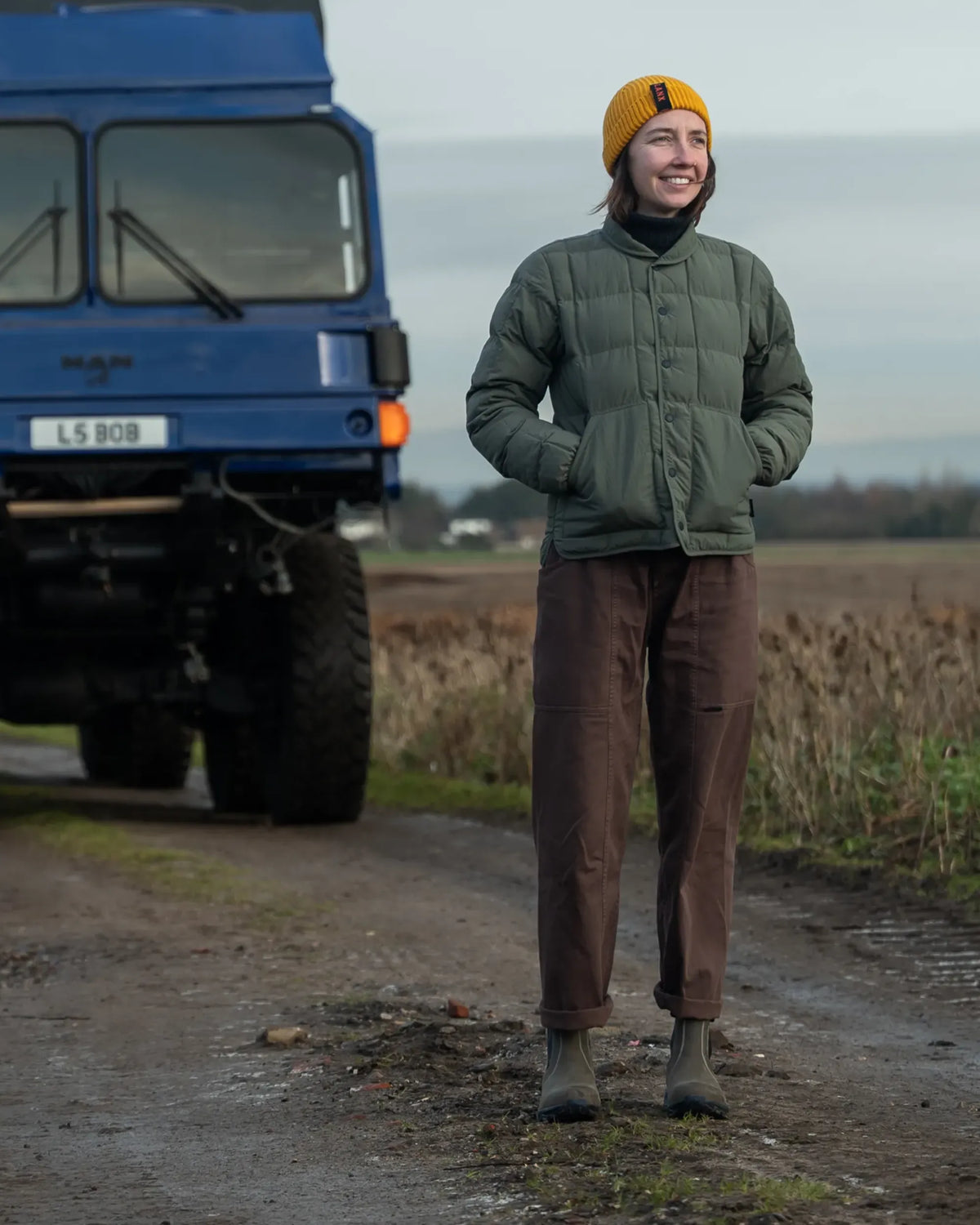 EDGWORTH / ONE LIFE KHAKI