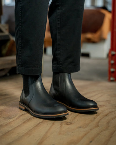 GARSTANG // BLACK