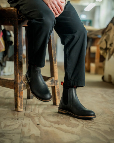 GARSTANG // BLACK