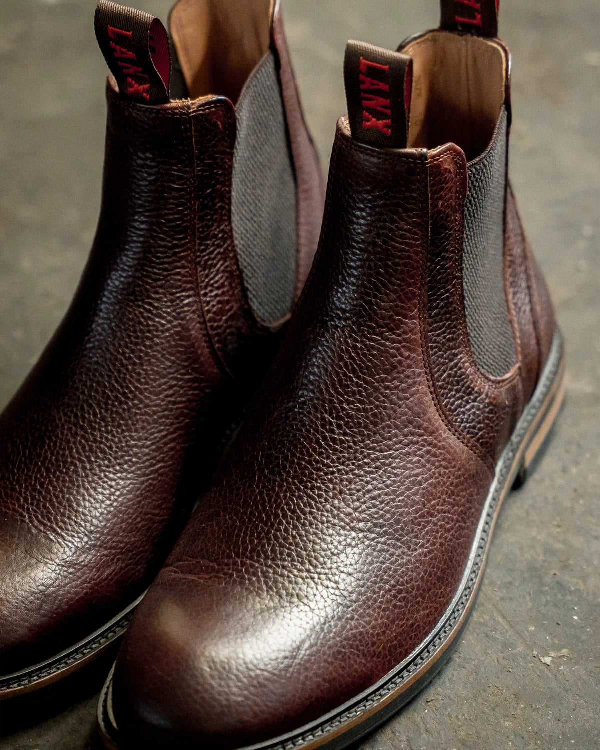 GARSTANG // COGNAC GRAINED