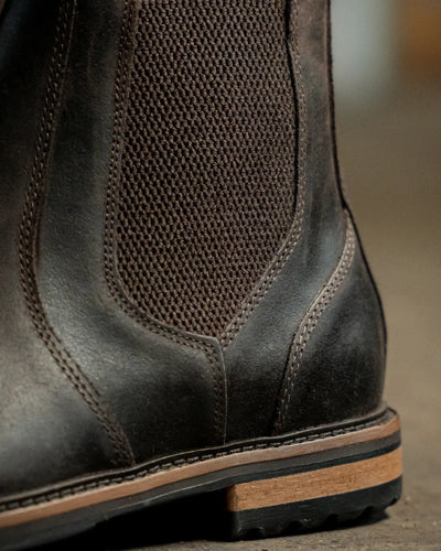 GARSTANG // WALNUT