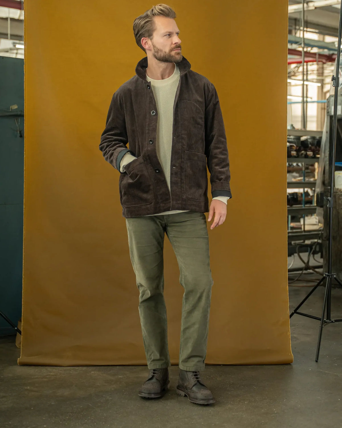 GRINDLETON // WALNUT