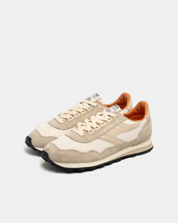 HALLIWELL / WHITE