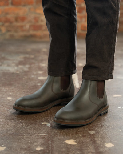 HOGHTON // BROWN DISTRESSED