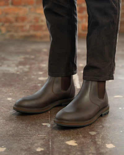 HOGHTON // BROWN DISTRESSED