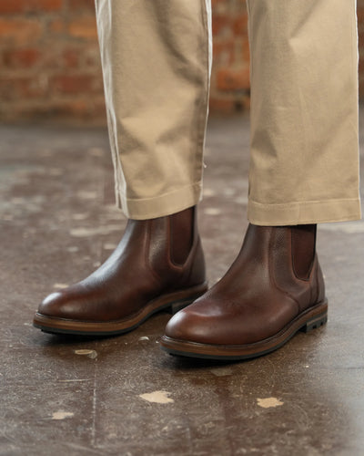HOGHTON // CHESTNUT GRAINED
