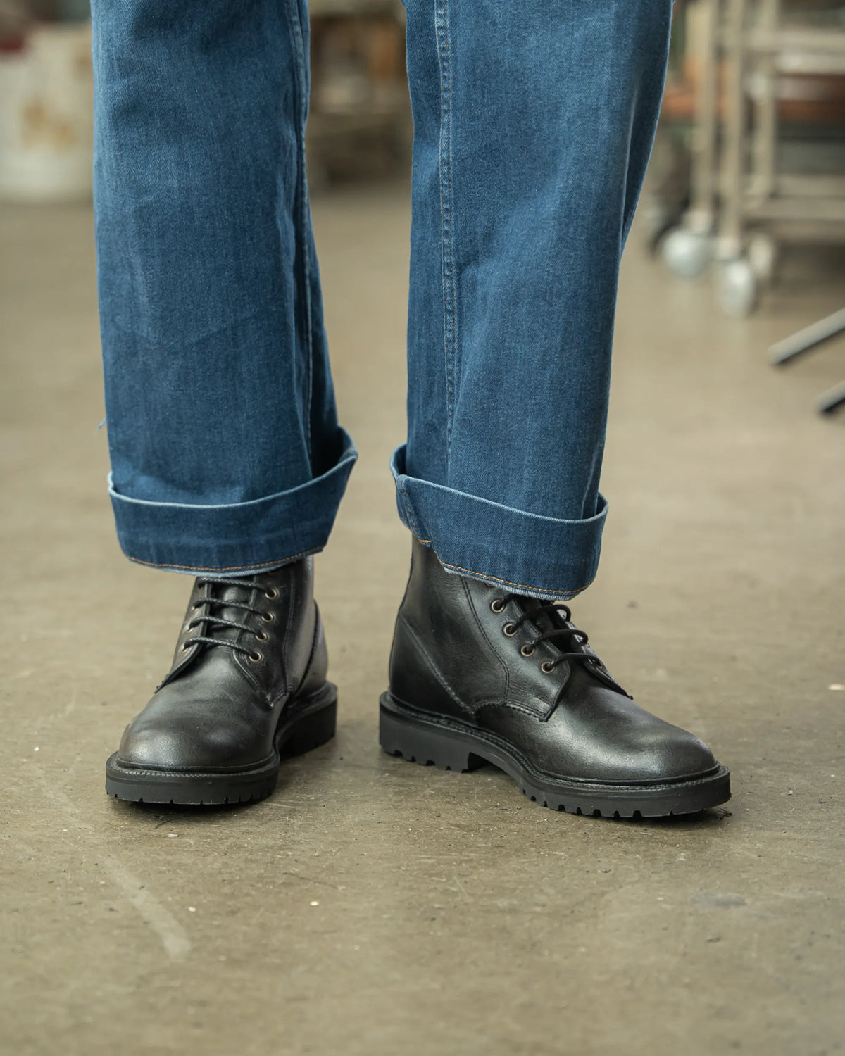 IRWELL / BLACK