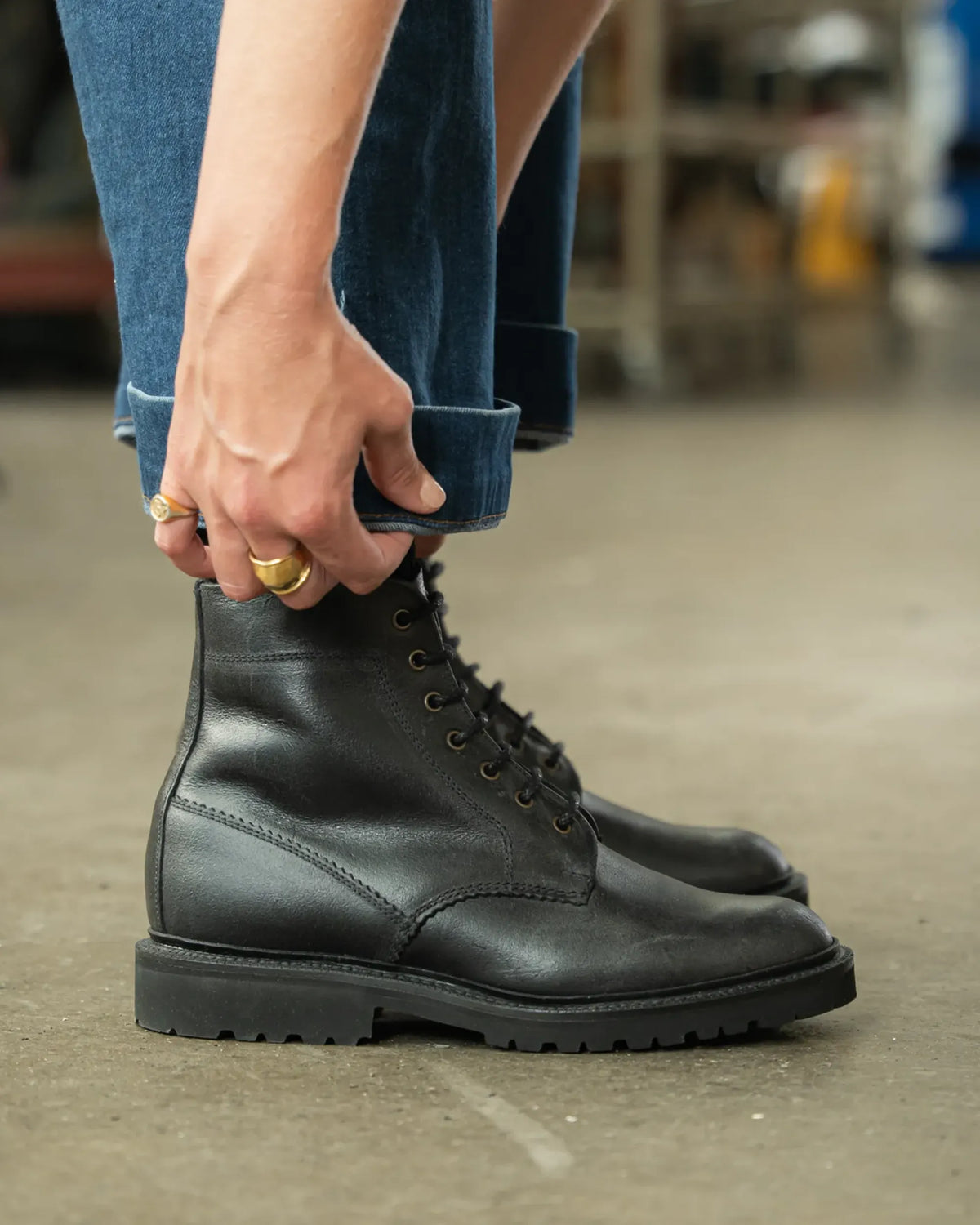 IRWELL / BLACK