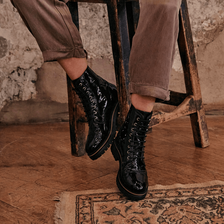 DINCKLEY / BLACK PATENT-Women’s Boots | LANX Proper Men's Shoes