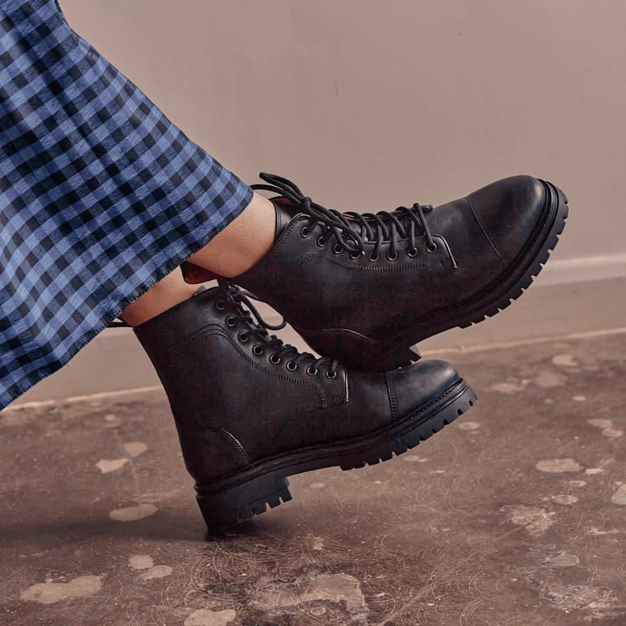 DINCKLEY / BLACK-Women’s Boots | LANX Proper Men's Shoes