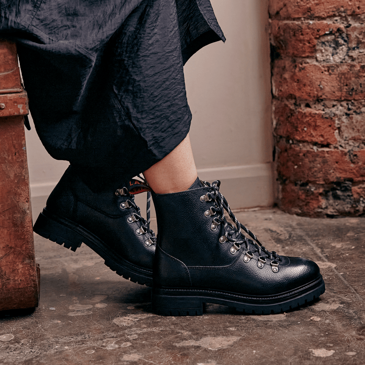 WHALLEY / BLACK GRAINED-Women’s Boots | LANX Proper Men's Shoes