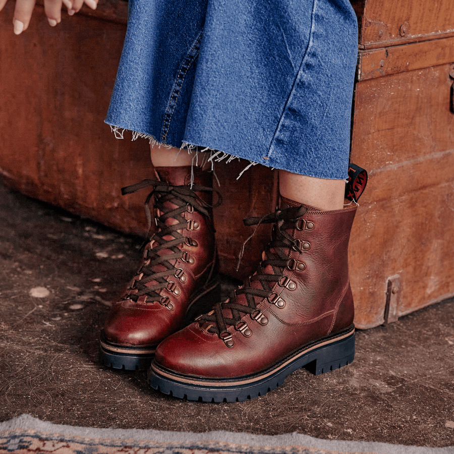 WHALLEY / REDBRICK GRAINED-Women’s Boots | LANX Proper Men's Shoes