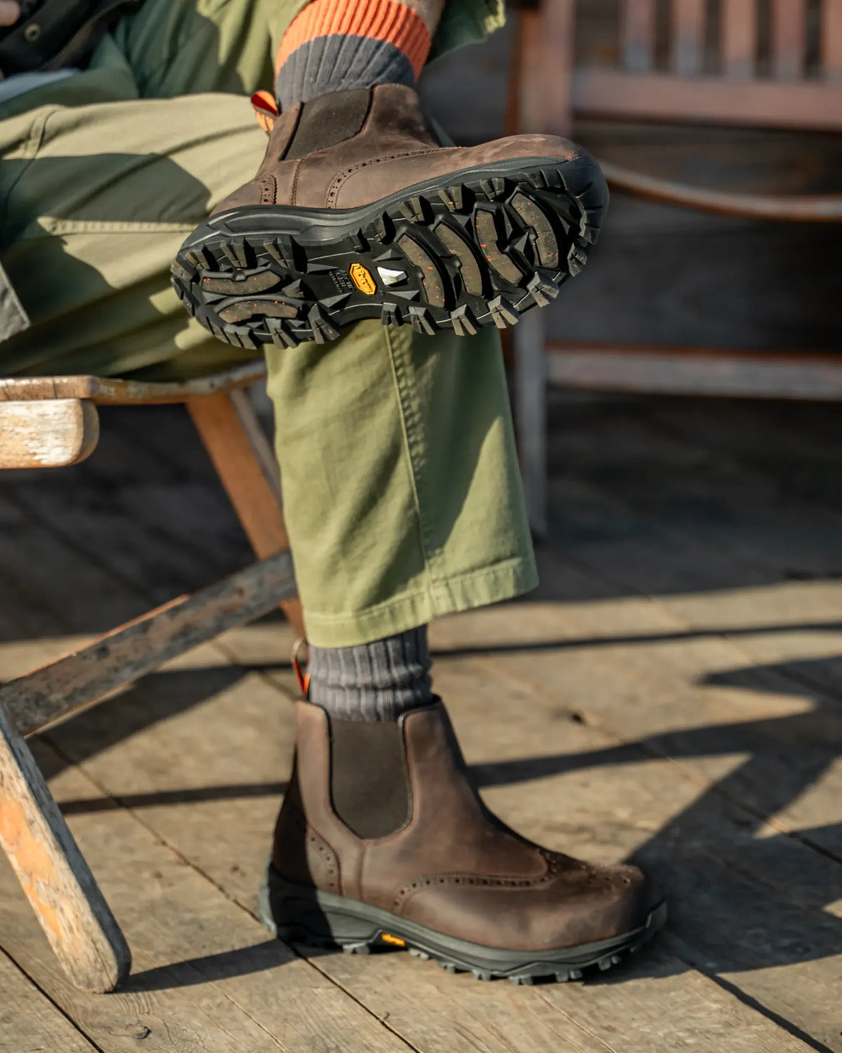 MALHAM // BROWN DISTRESSED