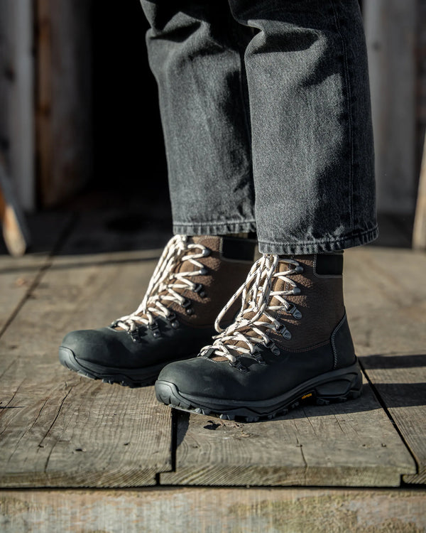 OGDEN / TAUPE & BROWN