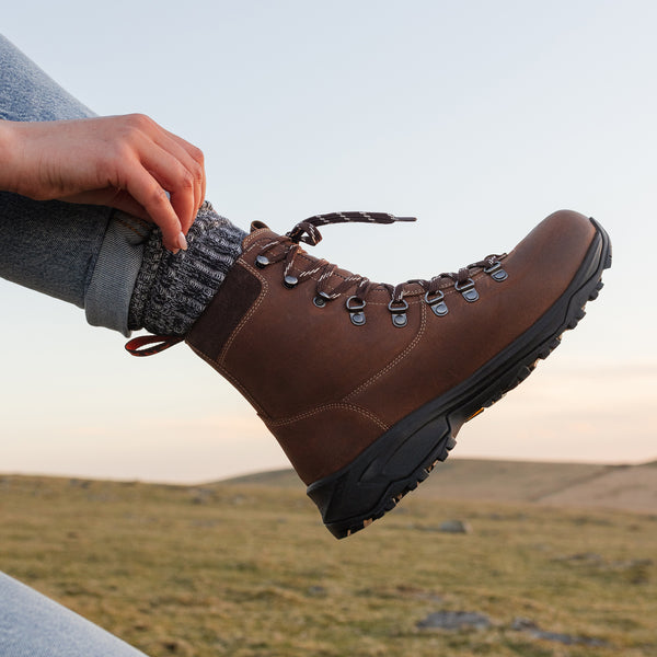 OGDEN / ACACIA DISTRESSED-Women’s Outdoor | LANX Proper Men's Shoes