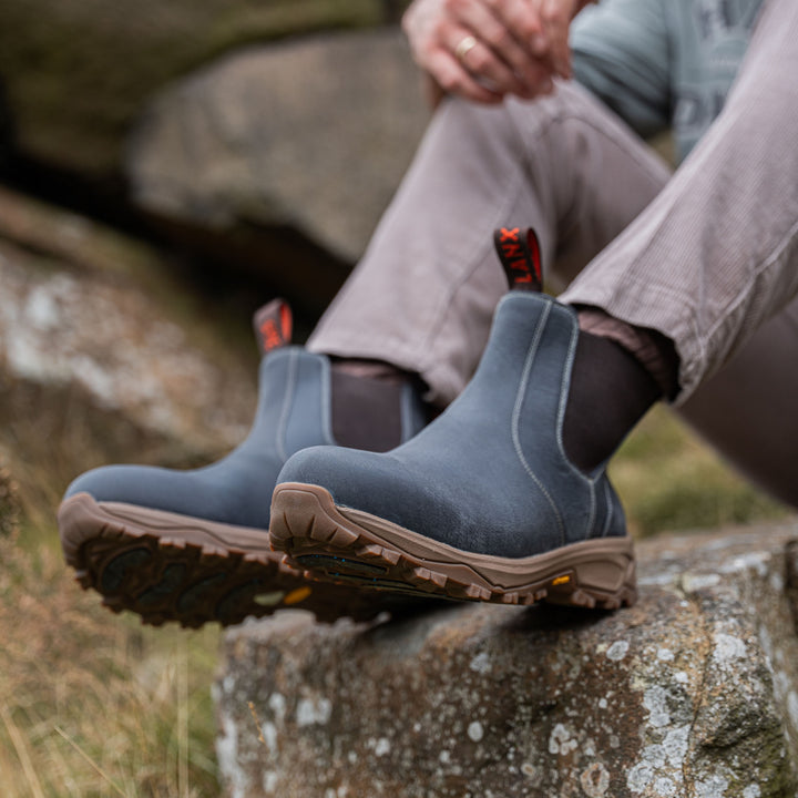 RIBCHESTER // NAVY-Men's Outdoor | LANX Proper Men's Shoes