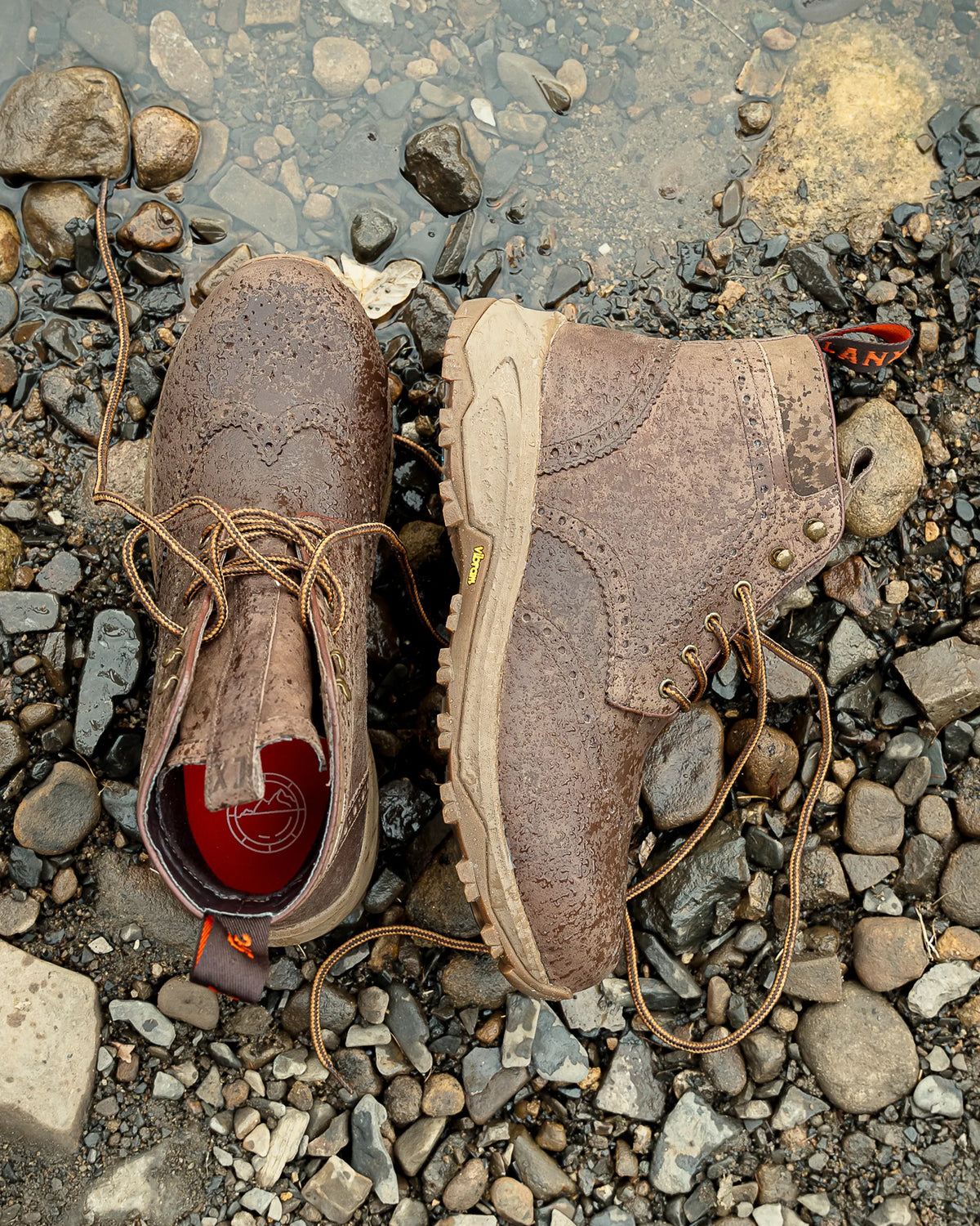 PENDLE // CONKER DISTRESSED