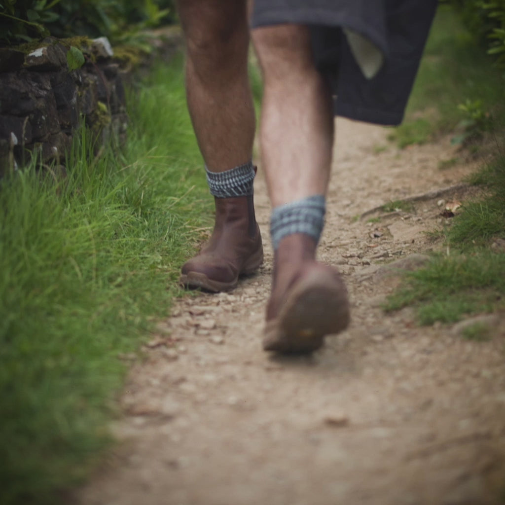 The LANX men's leather walking boot.