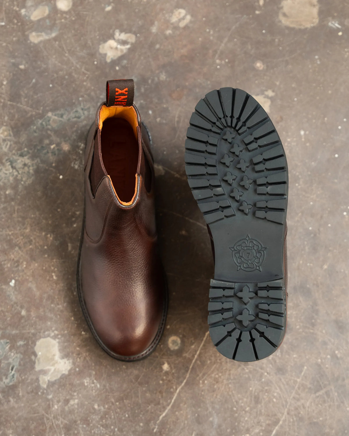 REED / CHESTNUT GRAINED