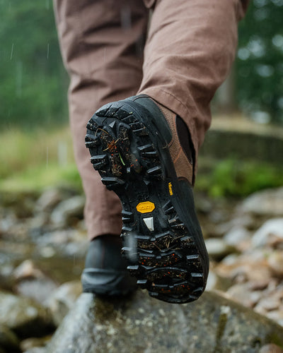 RIBCHESTER // BLACK & BROWN