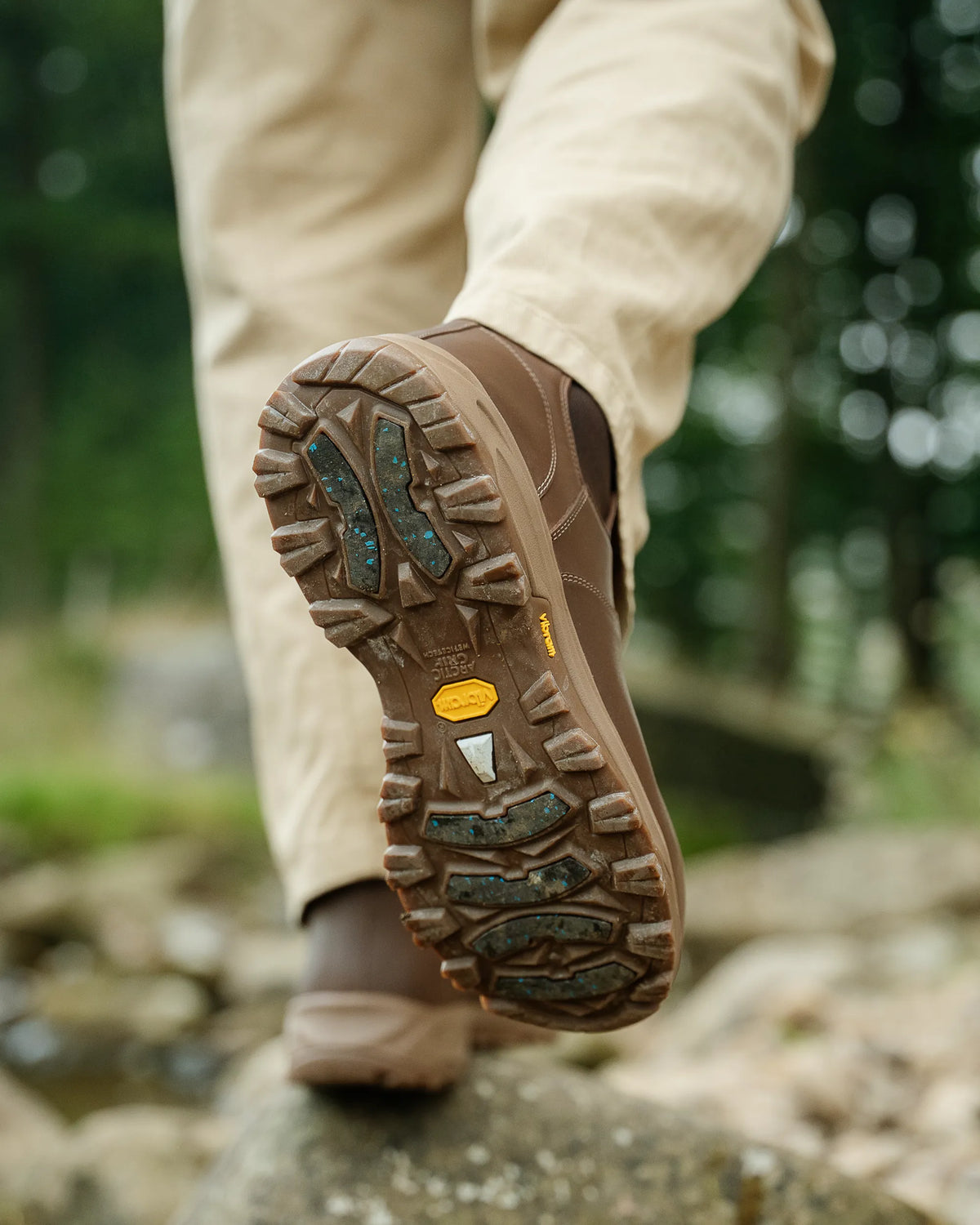 RIBCHESTER // CONKER DISTRESSED