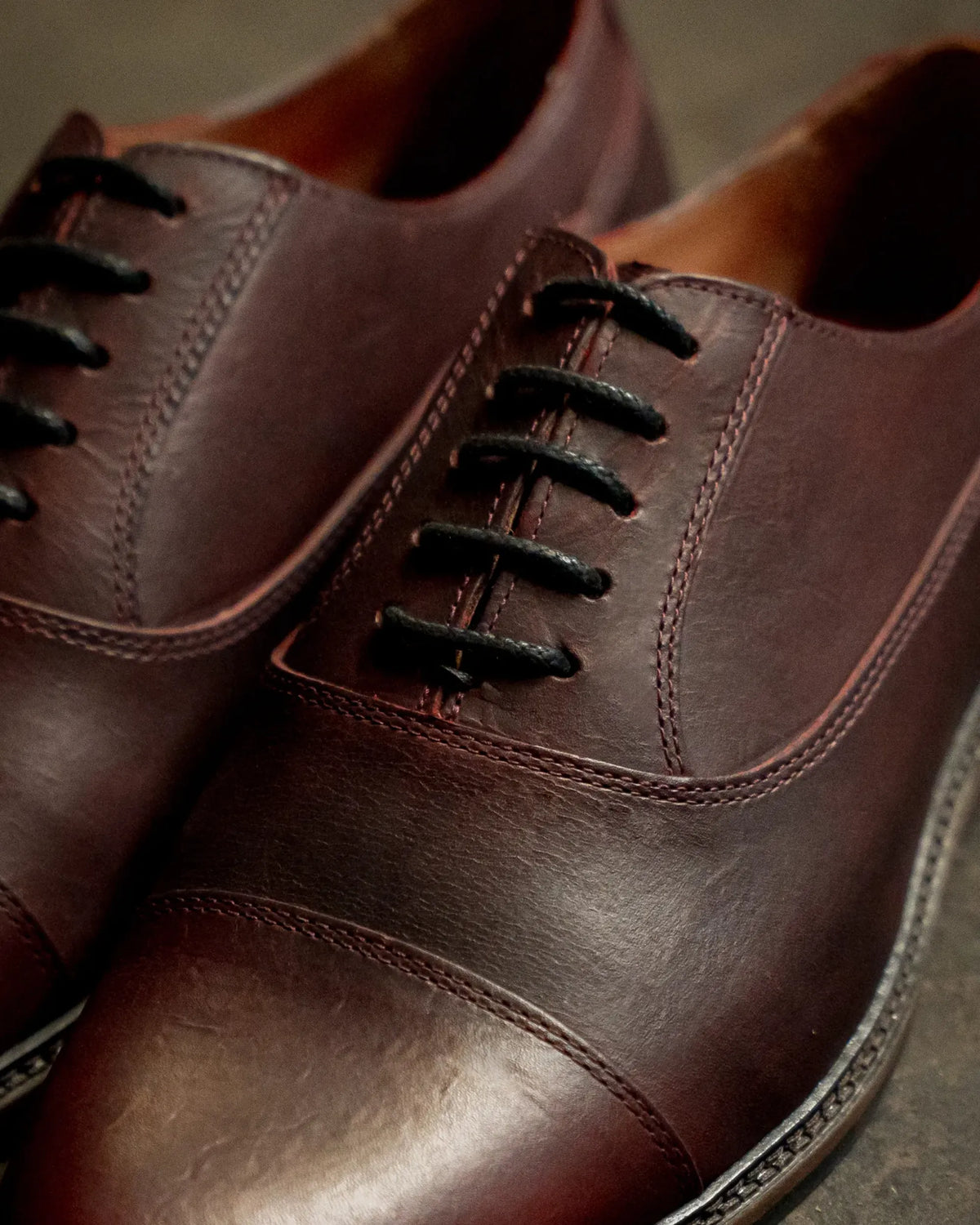 SABDEN // OXBLOOD