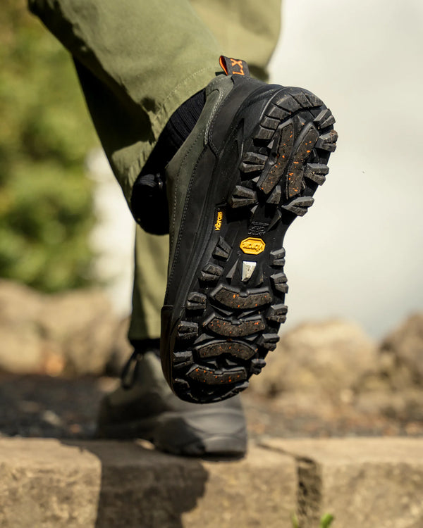 SCORTON // ANTHRACITE