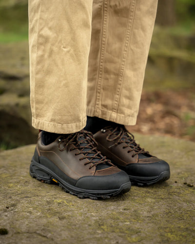 SCORTON // BROWN DISTRESSED