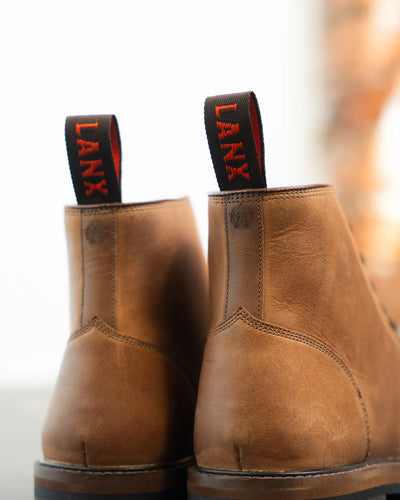 SETTLE // ACACIA DISTRESSED