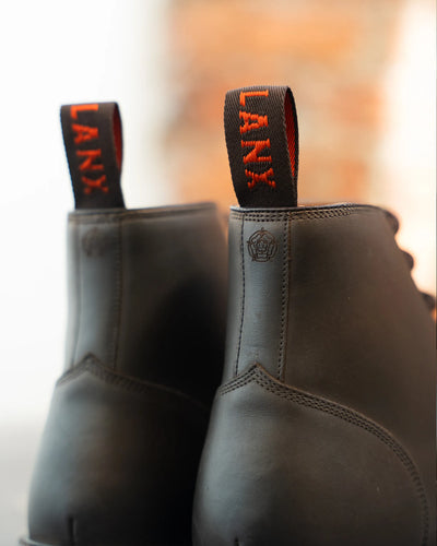 SETTLE // BROWN DISTRESSED