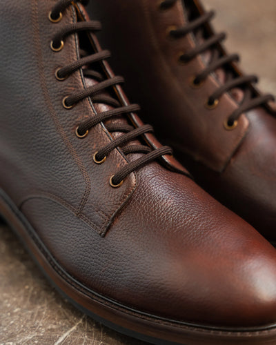 SETTLE // CHESTNUT GRAINED
