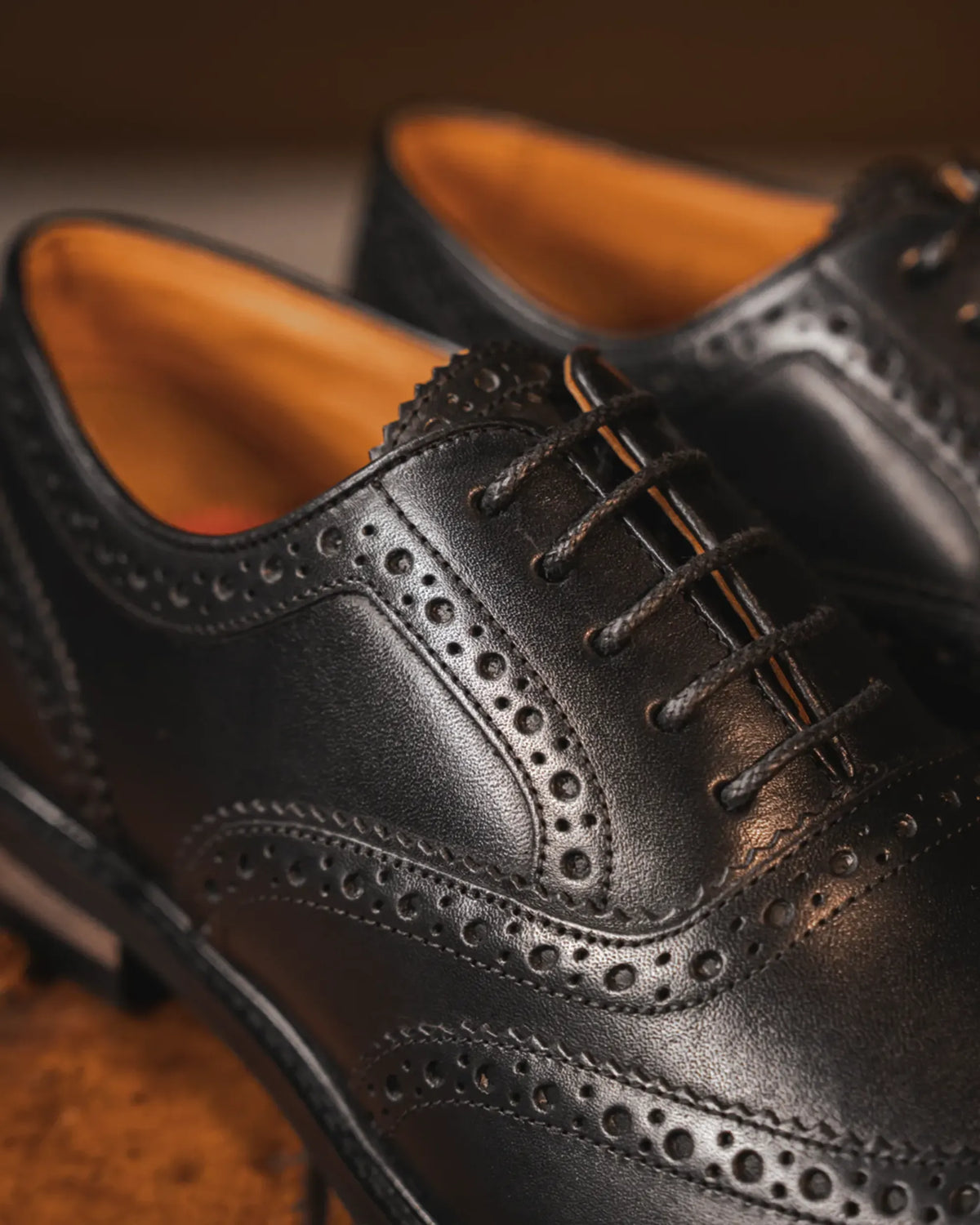 SHIREBURN // BLACK