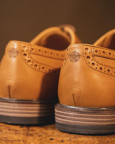 SHIREBURN // TAN