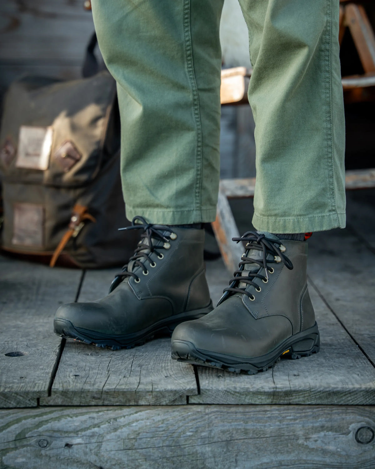 SLAIDBURN // ANTHRACITE