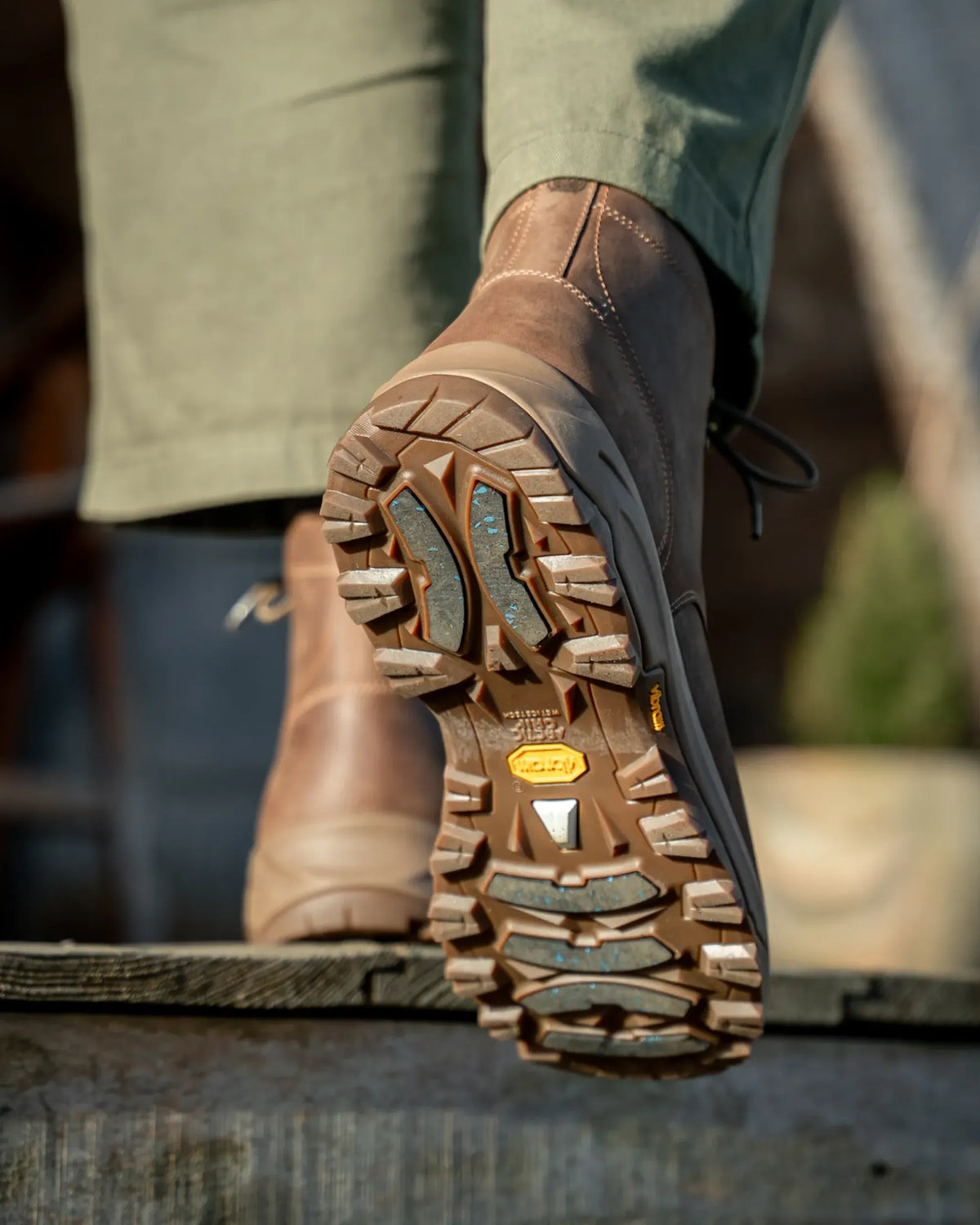 SLAIDBURN // CONKER DISTRESSED