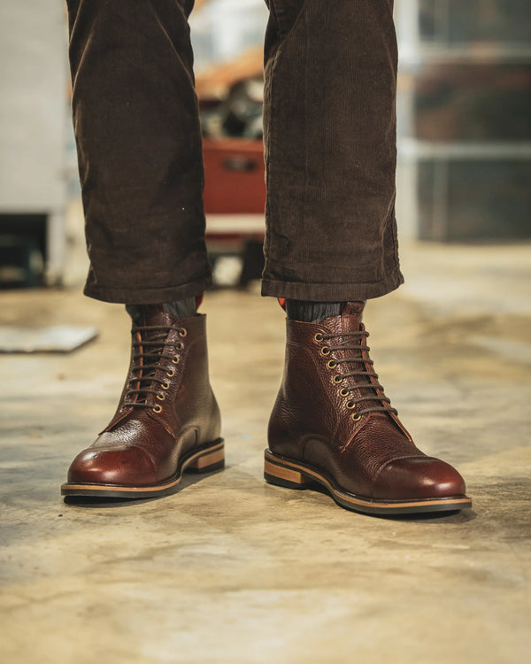 TASKER // COGNAC GRAINED